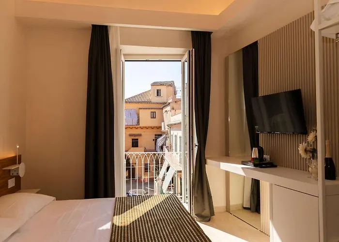 Sun Serenity 公寓 *